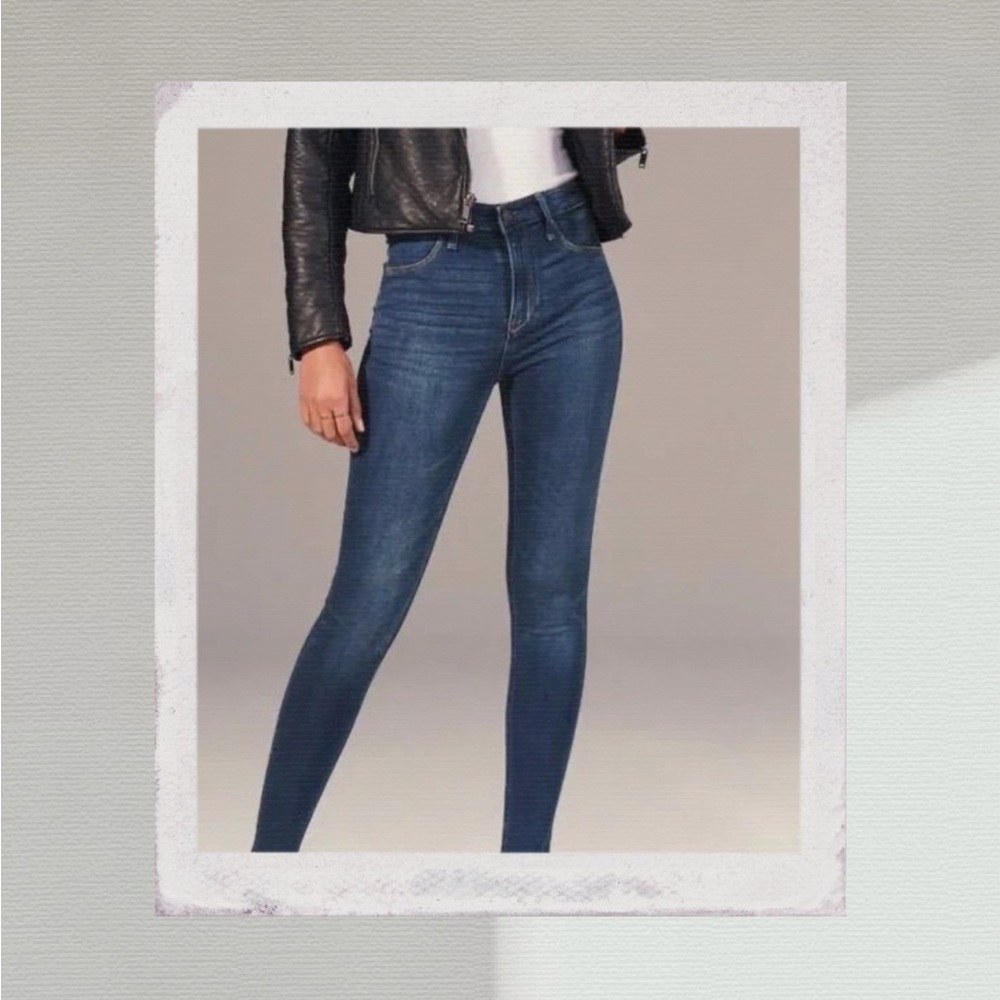 Abercrombie & Fitch High Rise Dark Blue Jeans